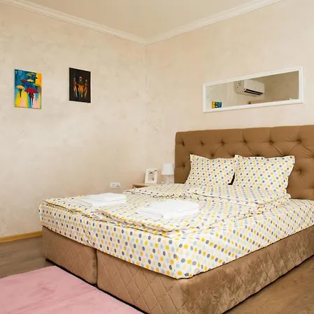 Riverside With Free Parking Διαμέρισμα