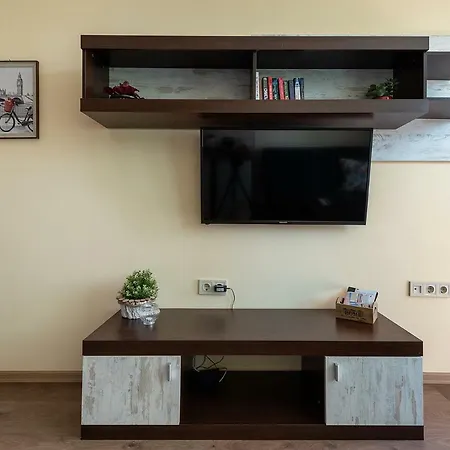 Apartment Riverside With Free Parking