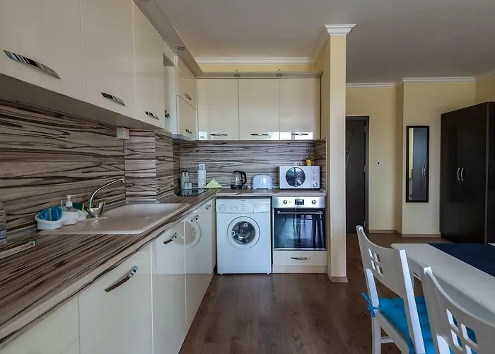 Riverside With Free Parking Plovdiv