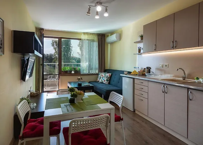 Riverside With Free Parking Appartement